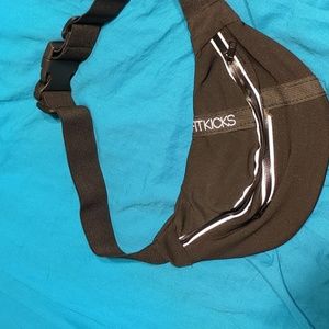 Fitkiks fanny pack nwt